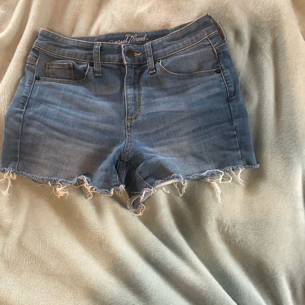 Universal Thread high rise shorts